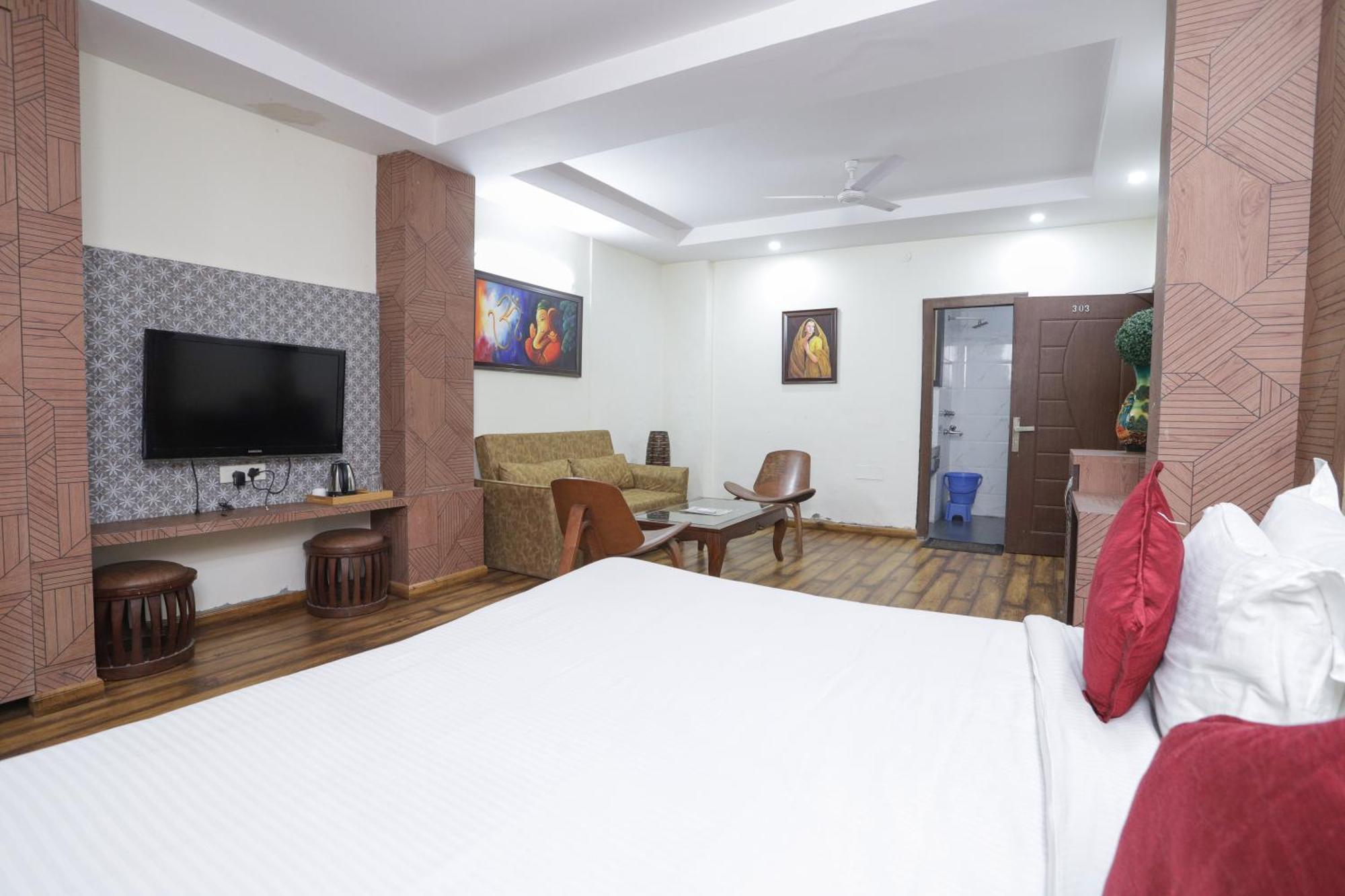 Hotel Razia Inn Hisār 외부 사진