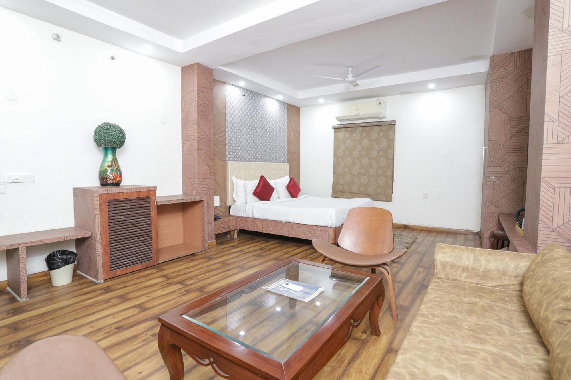 Hotel Razia Inn Hisār 외부 사진