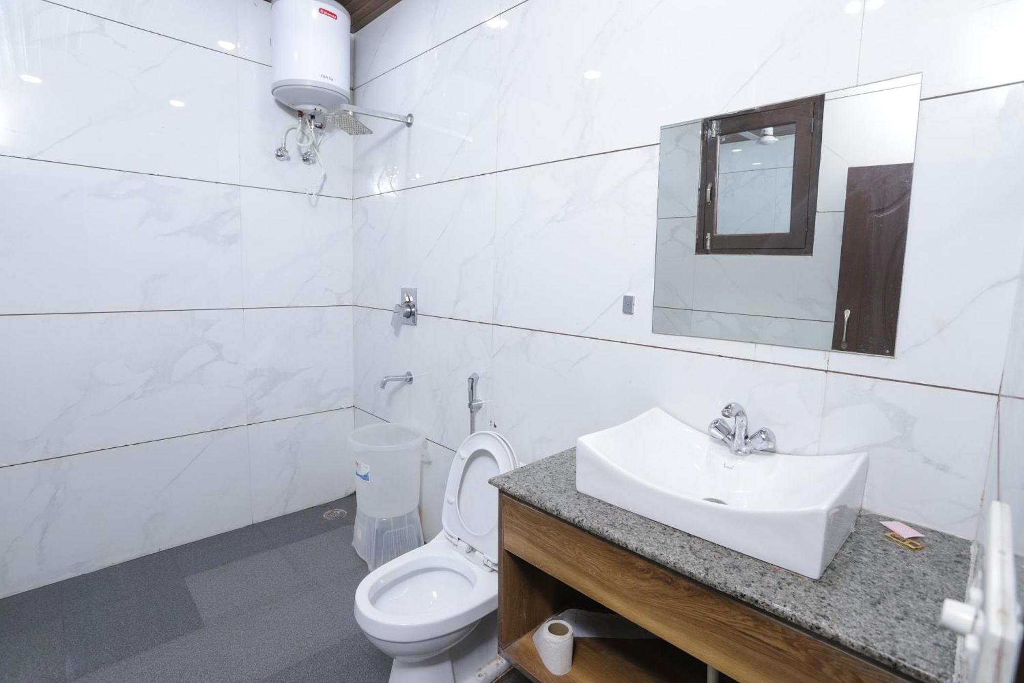 Hotel Razia Inn Hisār 외부 사진