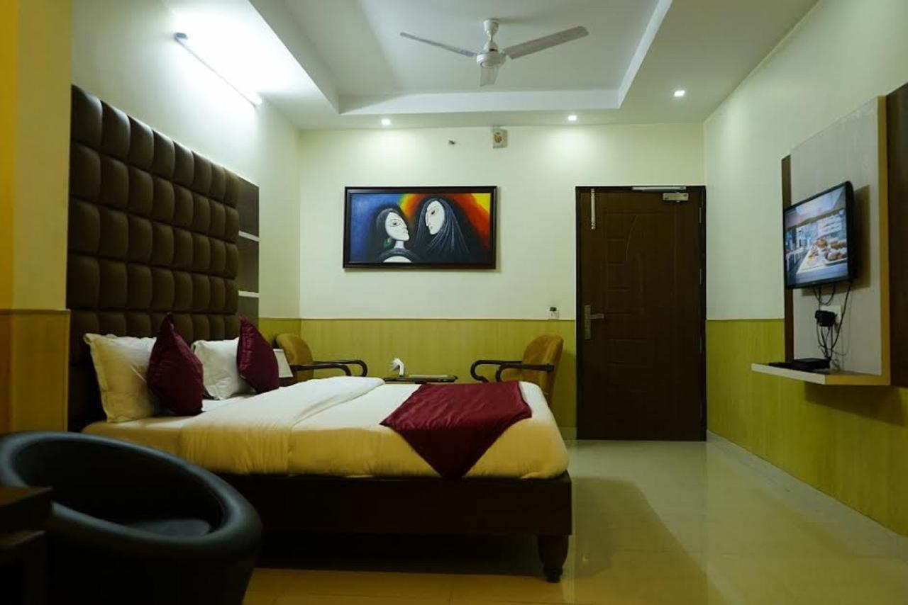 Hotel Razia Inn Hisār 외부 사진